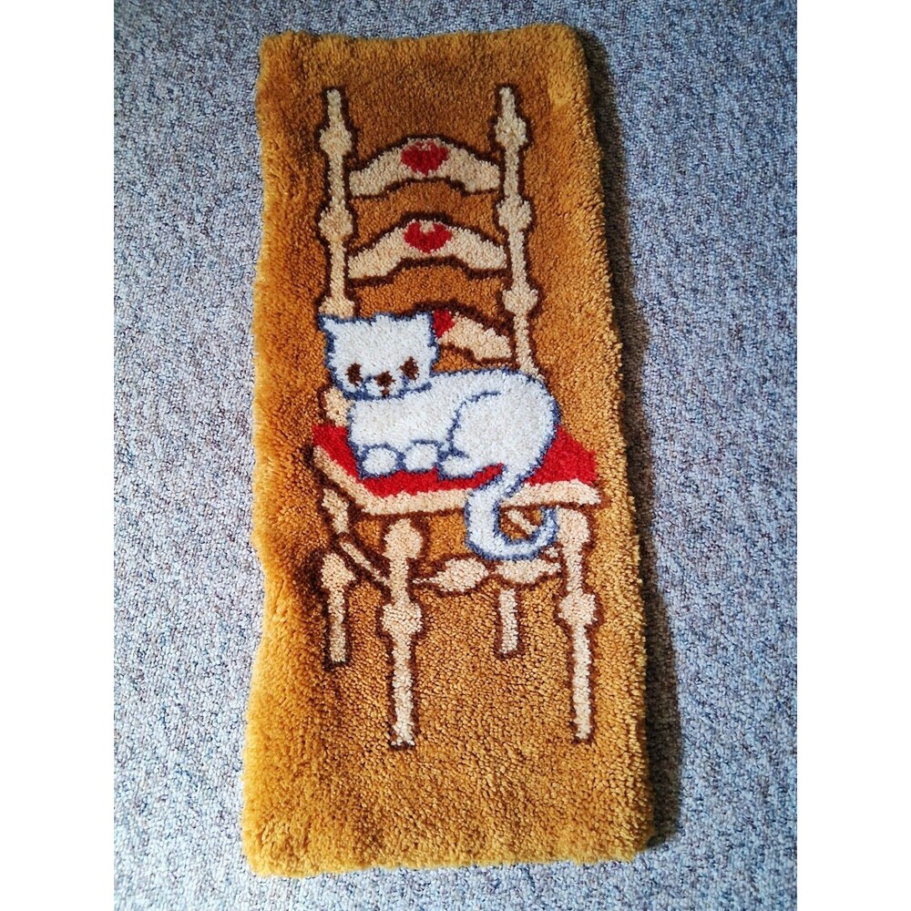 Vintage Handmade Latch Hook White Cat Rug 18X40 Wall Art Shag Fiber Retro 70s